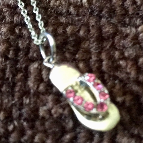 18” STERLING SILVER NECKLACE WITH FLIPFLOP CHARM - Picture 3 of 7